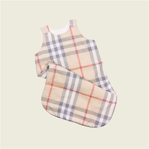 passeggini burberry trio|burberry store online.